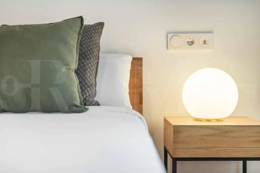 Modern Apartment Next To The Cervantes Theatre By Rems Malaga
